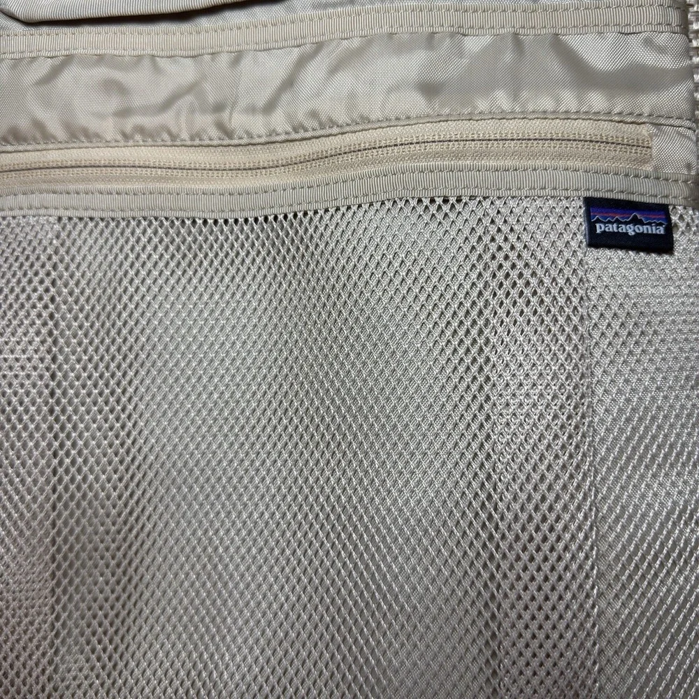 Patagonia Refugio Backpack Fitz Roy‎ Patchwork Daypack Removable Laptop Sleeve